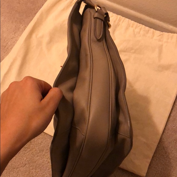 Salvatore Ferragamo Leather Shoulder Bag - Picture 4 of 7